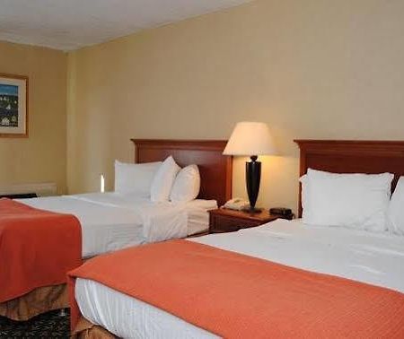 Ramada Mystic Hotel Exterior photo